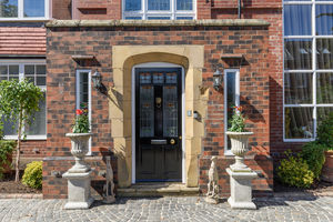 Photo 17- click for photo gallery